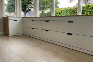 MHF maatwerk Mark Hoff meubelmaker houtbewerking Woninginrichting woonkamer