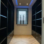 MHF maatwerk Mark Hoff meubelmaker houtbewerking Woninginrichting slaapkamer inloopkast