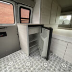 MHF maatwerk Mark Hoff meubelmaker houtbewerking Camperbouw camperinterieur Chevrolet