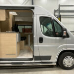 MHF maatwerk Mark Hoff meubelmaker houtbewerking Camperbouw camperinterieur Citroën Jumper L3H2
