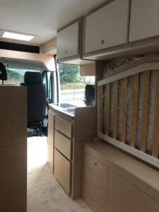 MHF maatwerk Mark Hoff meubelmaker houtbewerking Camperbouw camperinterieur Fiat Ducato