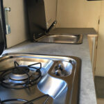 MHF maatwerk Mark Hoff meubelmaker houtbewerking Camperbouw camperinterieur Mercedes L3H2 uitschuifbed verdieping