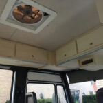 MHF maatwerk Mark Hoff meubelmaker houtbewerking Camperbouw camperinterieur Mercedes L3H2 uitschuifbed verdieping