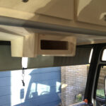 MHF maatwerk Mark Hoff meubelmaker houtbewerking Camperbouw camperinterieur Mercedes L3H2 uitschuifbed verdieping